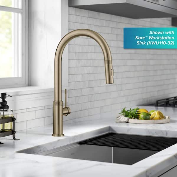 Oletto Modern Industrial Pull-Down Single Handle Kitchen Faucet in Brushed Gold