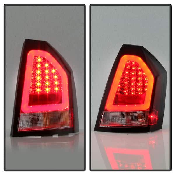 Chrysler 300C 05-07 Version 2 Light Bar LED Tail Lights - Red Clear