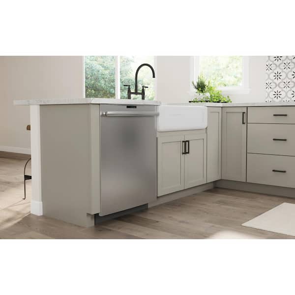 Courtland 3 in. W x 30 in. H Cabinet Filler in Sterling Gray