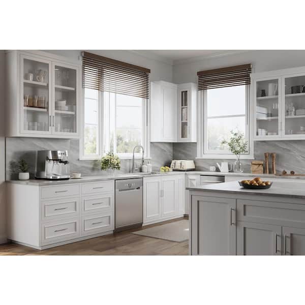 32 in. 16-Gauge Undermount Single Bowl Stainless Steel Kitchen Sink with Bottom Grid, Basket Strainer, Cutout Template