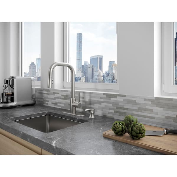 Zanna Pull Down Sprayer Kitchen Faucet with Deckplate and Soap Dispenser in Spot Defense Stainless Steel