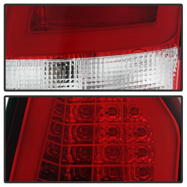 Chrysler 300C 05-07 Version 2 Light Bar LED Tail Lights - Red Clear