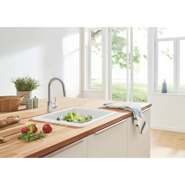 Concetto Single-Handle Dual Spray Pull-Out Sprayer Kitchen Faucet 1.75 GPM in SuperSteel InfinityFinish