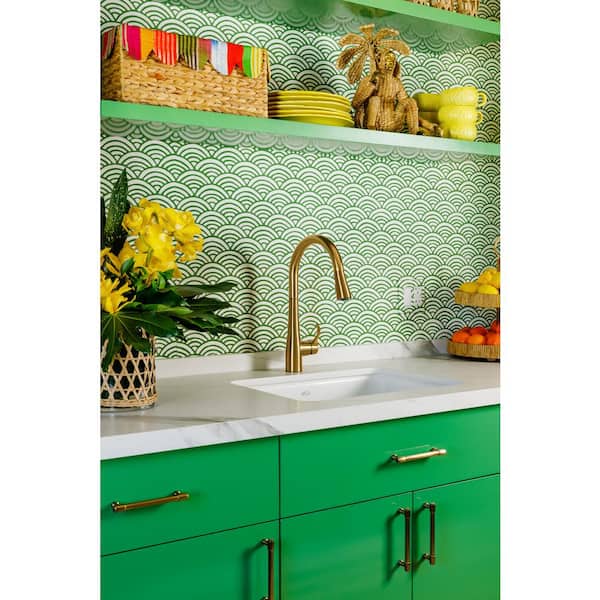 Simplice Single Handle Pull-Down Sprayer Kitchen Sink Faucet in Vibrant Brushed Moderne Brass