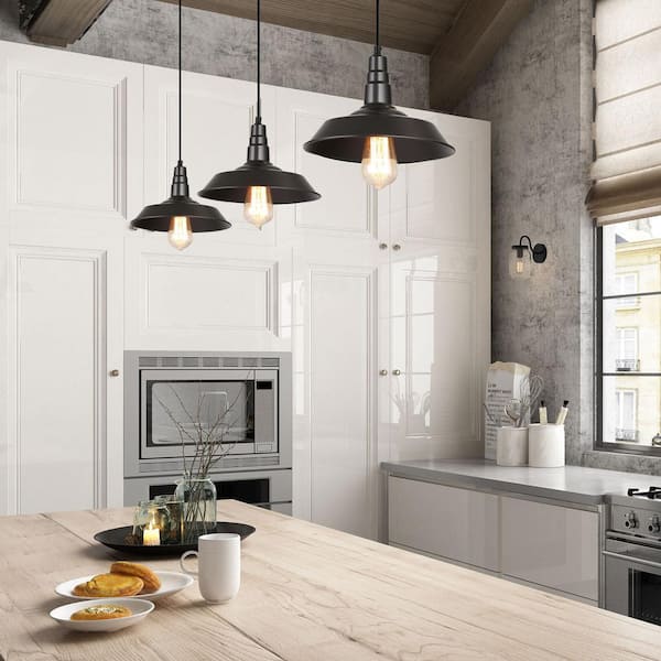 1-Light Industrial Black Vintage Barn Pendant Light Modern Farmhouse Hanging Light for Foyer Kitchen Hallway