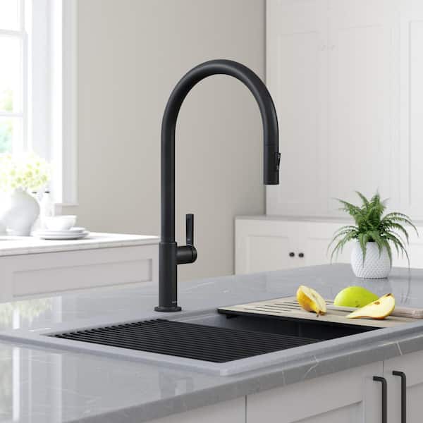 Oletto High-Arc Single-Handle Pull-Down Sprayer Kitchen Faucet in Matte Black