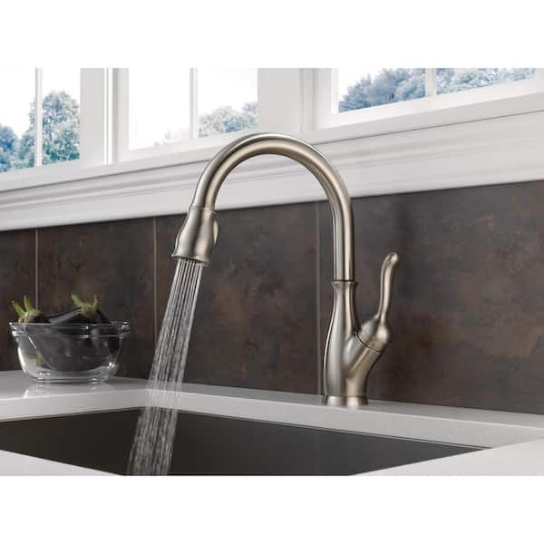 Leland Single-Handle Pull-Down Sprayer Kitchen Faucet w/ShieldSpray and MagnaTite Docking in SpotShield Stainless