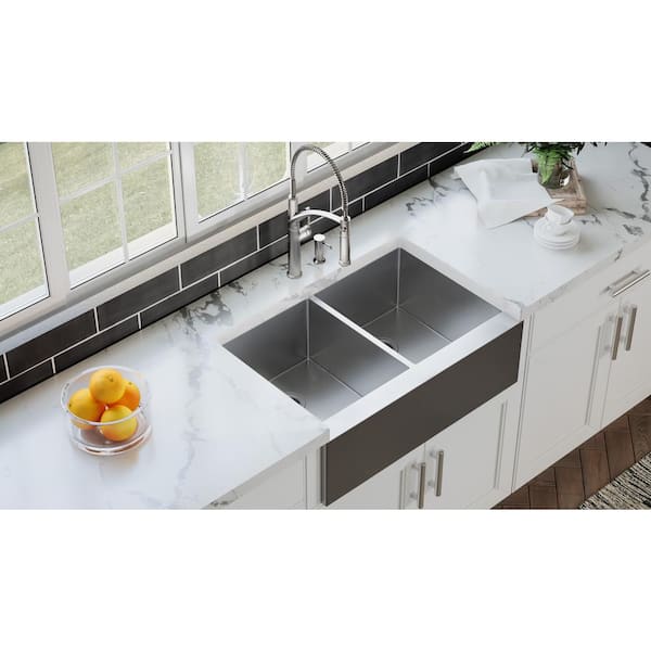Bryn Stainless Steel 16-Gauge 33 in. Double Bowl Farmhouse Apron Kitchen Sink with Bottom Grid, Drain