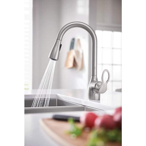 Kleo Single-Handle Pull-Down Sprayer Kitchen Faucet with Reflex and Power Clean in Spot Resist Stainless