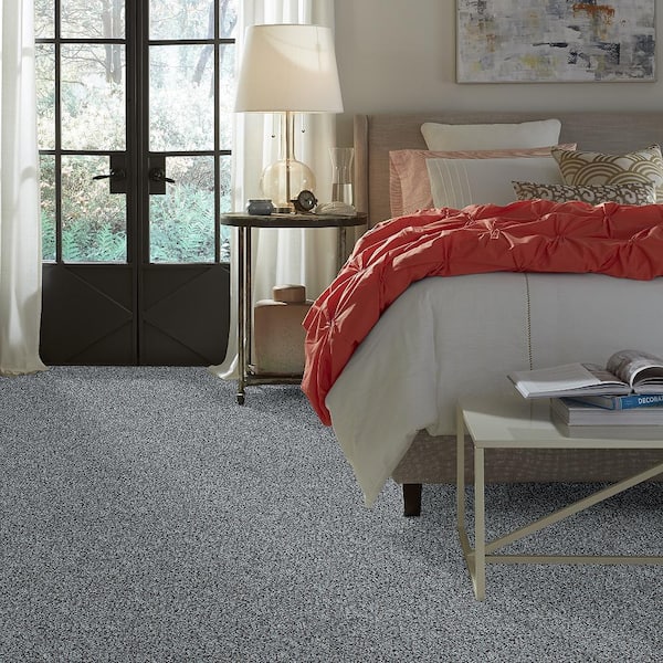 Charming - Roadway - Gray 24 oz. Polyester Twist Installed Carpet