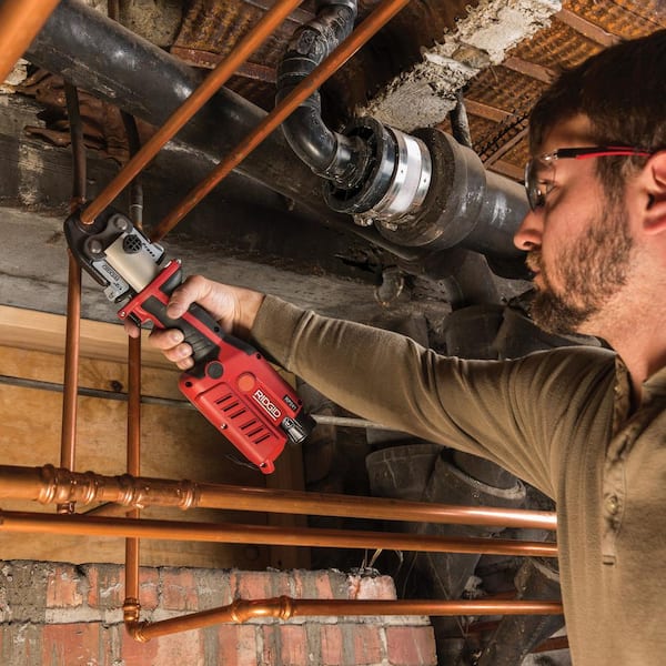 RP 241 Compact Inline Press Tool Kit Includes 4 ProPress Jaws (1/2, 3/4, 1, 1-1/4 in.), 2-12V Batteries, Charger + Case