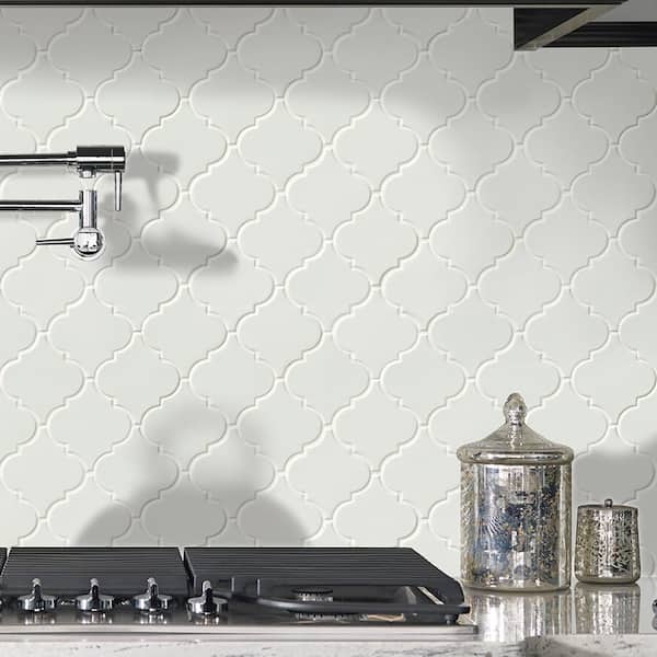 Whisper White Arabesque 10-1/2 in. x 15-1/2 in. x 8 mm Glossy Ceramic Mesh-Mounted Mosaic Wall Tile (11.7 sq. ft. /case)