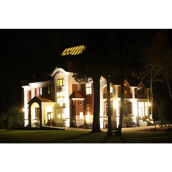 90-Watt Equivalent PAR38 Non-Dimmable Flood LED Light Bulb Bright White (4-Pack)