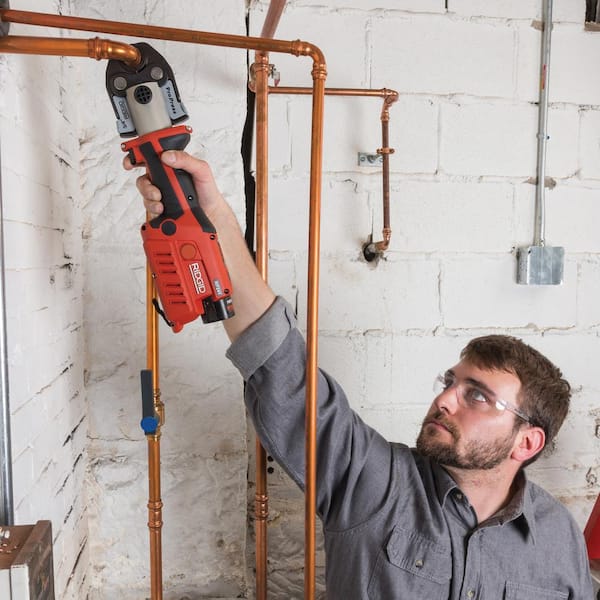 RP 241 Compact Inline Press Tool Kit Includes 4 ProPress Jaws (1/2, 3/4, 1, 1-1/4 in.), 2-12V Batteries, Charger + Case