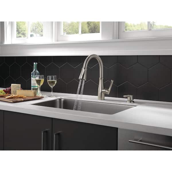 Owendale Single-Handle Pull-Down Sprayer Kitchen Faucet with ShieldSpray Technology in SpotShield Stainless