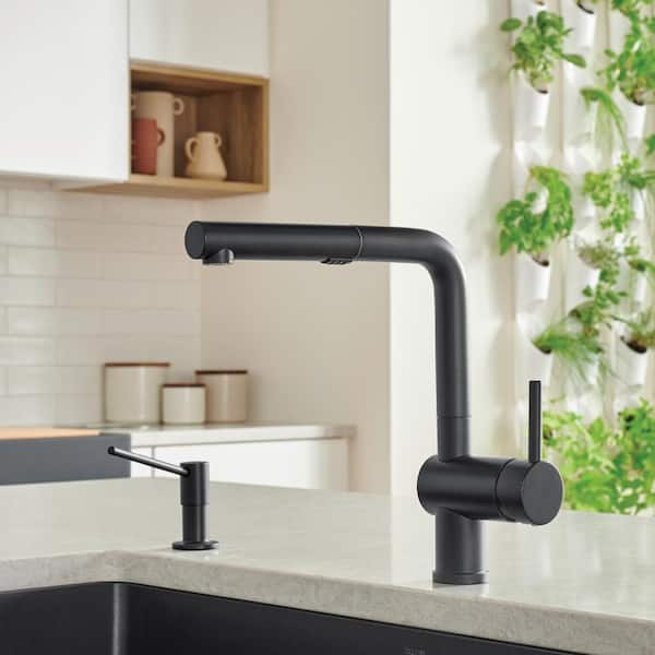Linus Single-Handle Pull Out Sprayer Kitchen Faucet in Coal Black