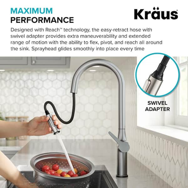 Oletto Single Handle Touch Pull Down Sprayer Kitchen Faucet in Matte Black