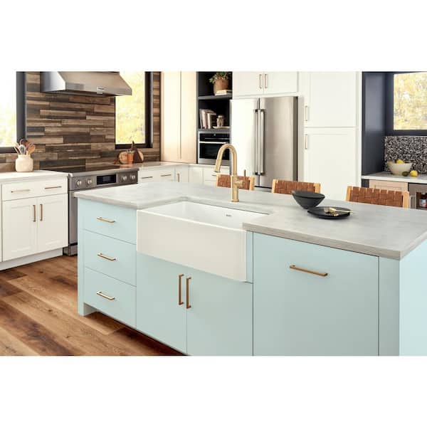 Farmhouse Apron-Front Fireclay 33 in. x 20 in. Reversible Single Bowl Kitchen Sink in White