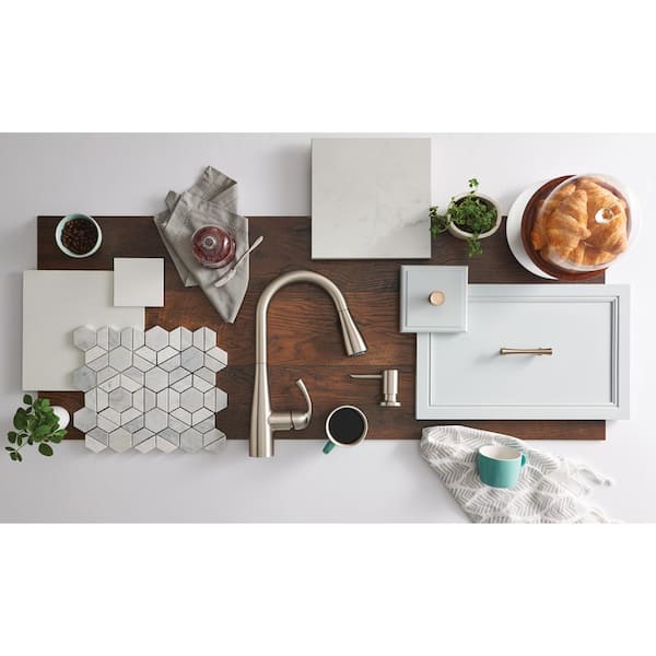 Essie Single-Handle Pull-Down Sprayer Kitchen Faucet with Reflex and Power Clean in Spot Resist Stainless