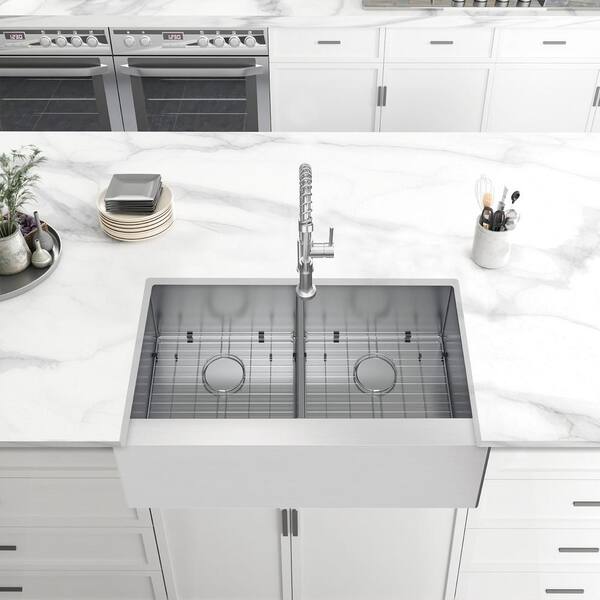 Professional All in One 33 in. Farmhouse Apron-Front Double Bowl Stainless Steel Kitchen Sink with Spring Neck Faucet