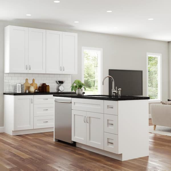 Arlington Vesper White Plywood Shaker Stock Assembled Wall Bridge Kitchen Cabinet Soft Close 36 in W x 24 in D x 24 in H