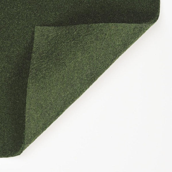 Grizzly Grass 6 ft. x 8 ft. Green Artificial Grass Rug