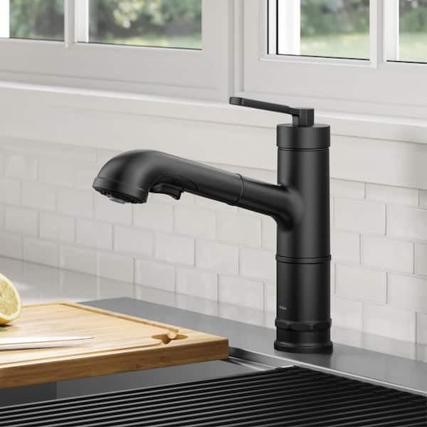 Allyn Pull-Out Single Handle Kitchen Faucet in Matte Black