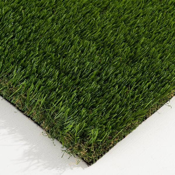 7.5 ft. x 9 ft. Field/Clover Green Artificial Grass Rug