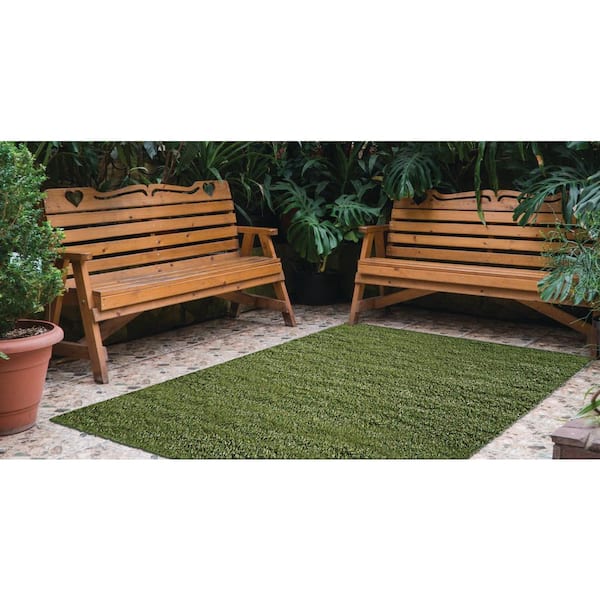 Green Landscape 6 ft. x 8 ft. Artificial Grass Rug