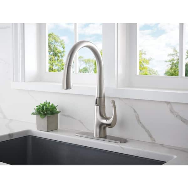 Breese Single-Handle Touchless Pull Down Sprayer Kitchen Faucet in Spot Resist Stainless