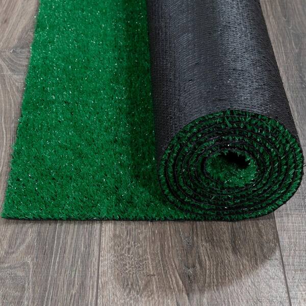 Garden Grass Collection 7 ft. x 9 ft. Green Artificial Grass Rug