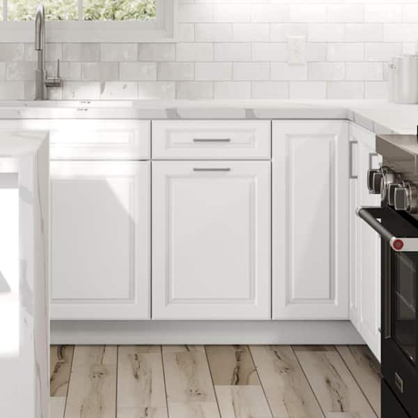 Designer Series Elgin Assembled 18x34.5x23.75 in. Dual Pull Out Trash Can Base Kitchen Cabinet in White
