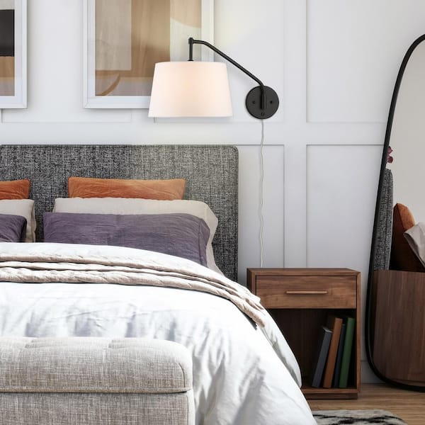 Ryleigh 0.75 in. 1-Light Matte Black Sconce