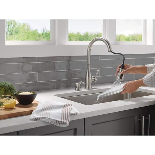 Hazelwood Single-Handle Pull Down Sprayer Kitchen Faucet with ShieldSpray Technology in Spotshield Stainless