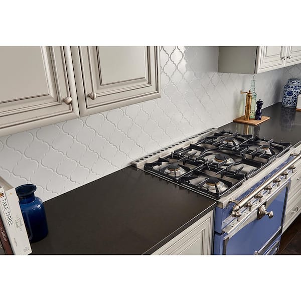 Whisper White Arabesque 10-1/2 in. x 15-1/2 in. x 8 mm Glossy Ceramic Mesh-Mounted Mosaic Wall Tile (11.7 sq. ft. /case)