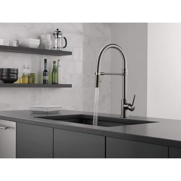 Trinsic Pro Single-Handle Pull-Down Sprayer Kitchen Faucet with Spring Spout in Black Stainless
