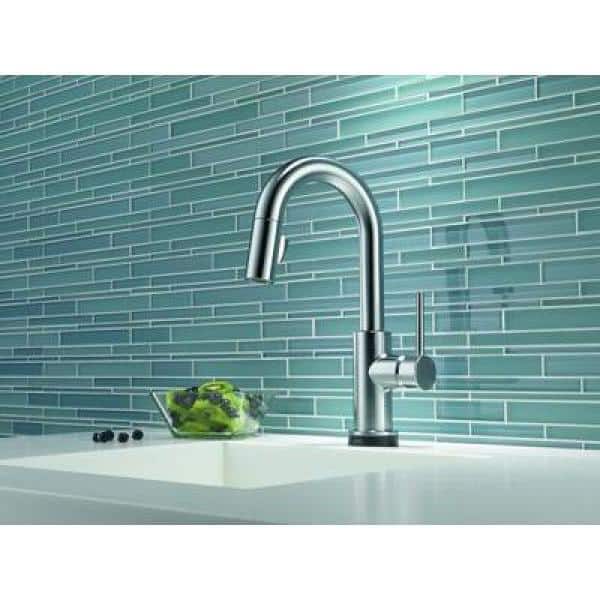 Trinsic Single-Handle Pull-Down Sprayer Bar Faucet Featuring Touch2O Technology in Arctic Stainless