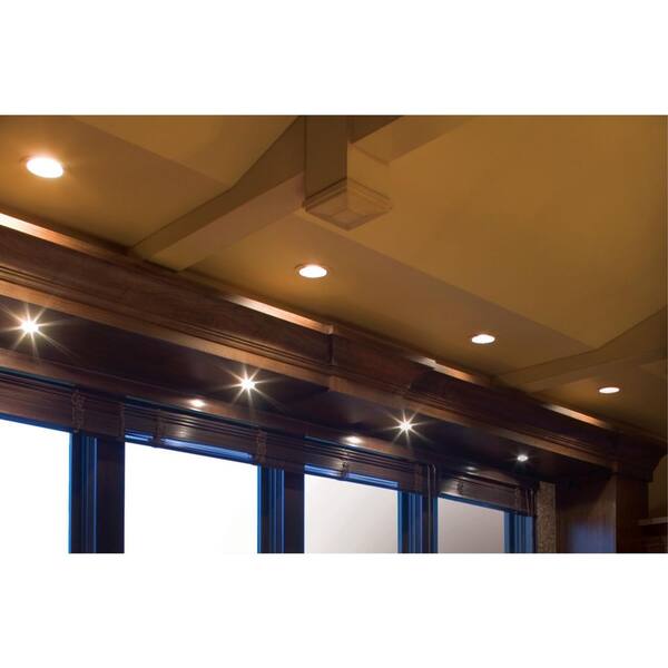 7 in. 60-Watt Equivalent White Integrated LED Flush Mount