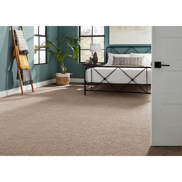 Huntcliff II Tiki Hut Beige 39 oz. Triexta Texture Installed Carpet