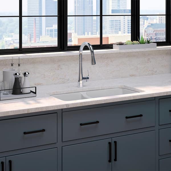 Simplice Touchless Single-Handle Pull-Down Sprayer Kitchen Faucet in Polished Chrome