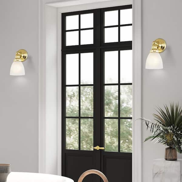 Classic 1 Light Polished Brass Bath Vanity Light