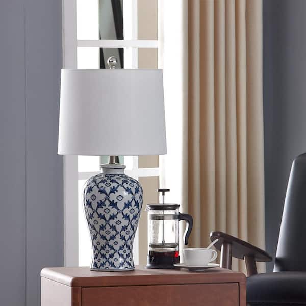 Sacramento 25 in. Blue/White Ceramic Table Lamp, Traditional Chinoiserie Bedside Lamp