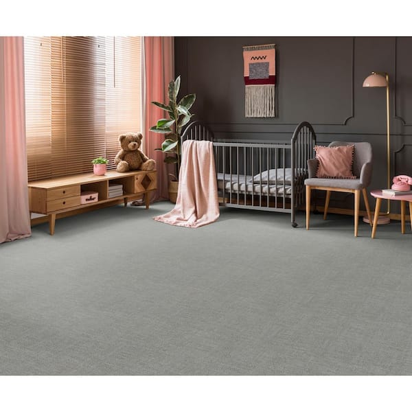 Wheatfield - Powder Gray - 34 oz. SD Polyester Pattern Installed Carpet