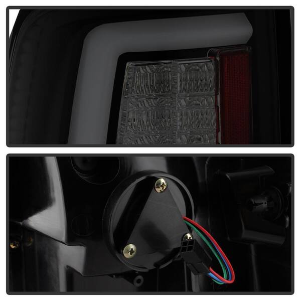 Dodge Ram 1500 13-18 / Ram 2500/3500 13-18 LED Tail Lights -( Not Compatible With Incandescent Model ) - Black Smoke