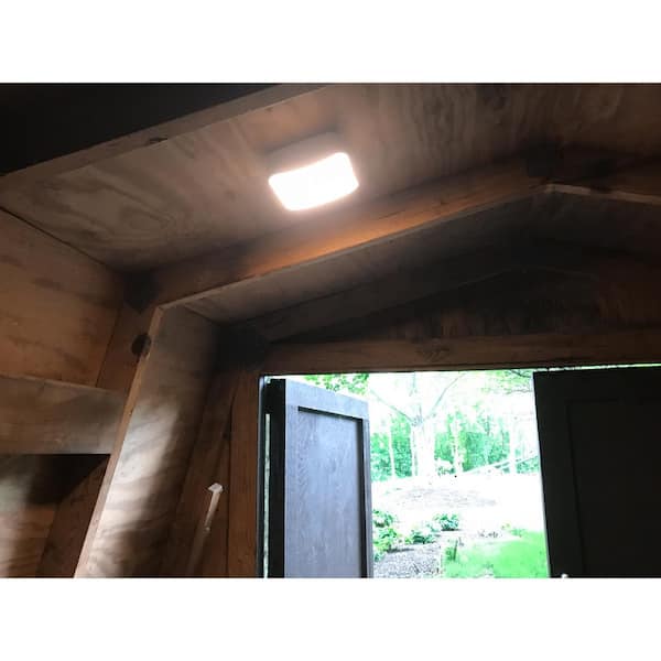 Battery Operated LED White Ceiling Puck Light with Adjustable White and Dual Activation