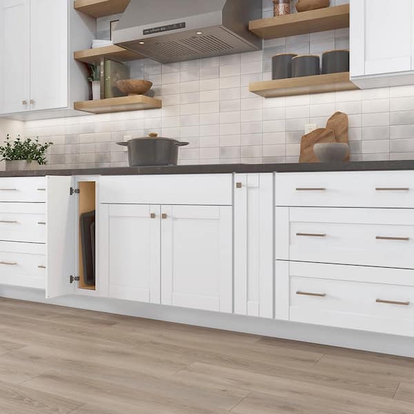 Shaker 9 in. W x 24 in. D x 34.5 in. H Assembled Base Kitchen Cabinet in Satin White