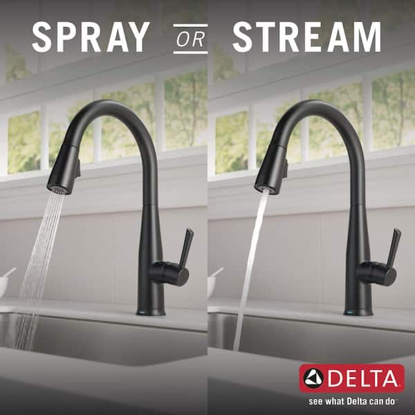 Essa Touch2O Technology Single-Handle Pull-Down Sprayer Kitchen Faucet with MagnaTite Docking in Matte Black