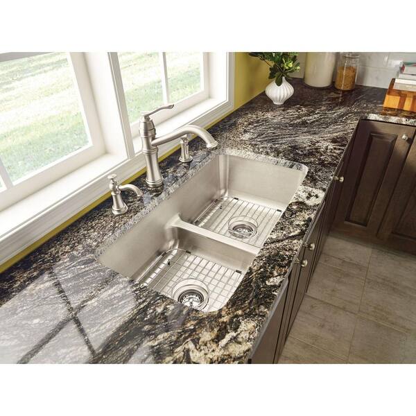 Traditional Soap Dispenser in Spot Resist Stainless