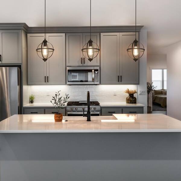 Black Pendant Light Modern Globe 1-Light 9.5 in. Cage Geometric Kitchen Island Foyer Pendant Chandelier