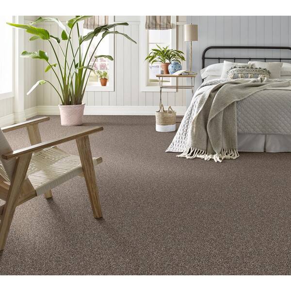 Columbus II - Oxford - Gray 74.9 oz. SD Polyester Texture Installed Carpet